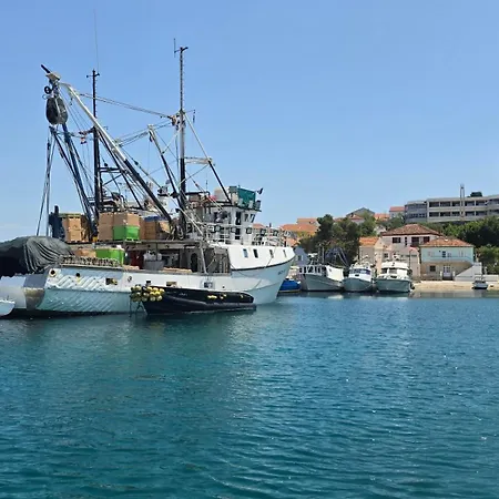 Rosa A House Next To The Sea! Tatil Evi Kali