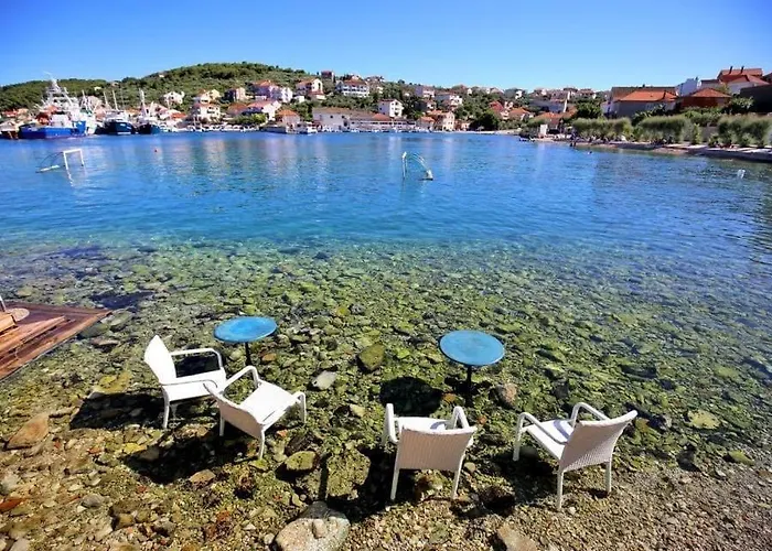 Rosa A House Next To The Sea! * Kali